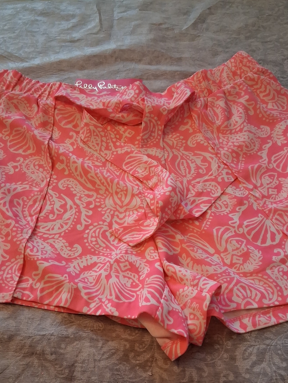 Lilly Pulitzer Mylee Tie-Front Short Havana Pink Size 16